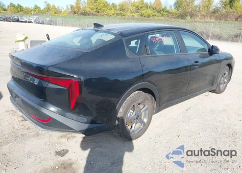 2025 Kia K4 Lxs from USA, damaged, VIN 3KPFT4DE8SE139687